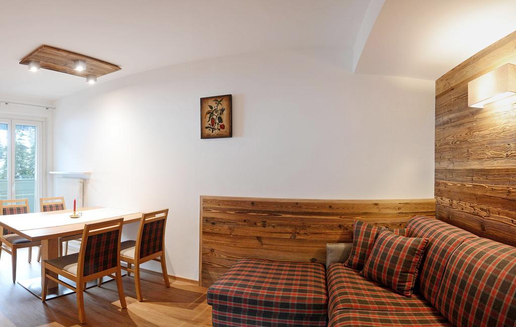 Residence Hotel Fever Urtijëi Oda fotoğraf